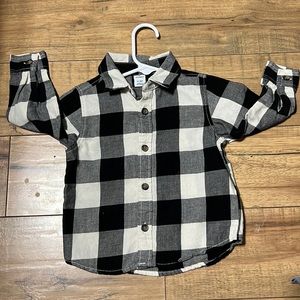 Old Navy baby boy black and white flannel 12-18M